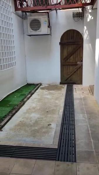 Cairnhill Road, Cairnhill Road, Orchard / River Valley, 4 Bedrooms, 3,150 sqft, Conservation House For Sale, by Nancy Koh, 500286263 - Exterior - PropertyGuru.com.sg