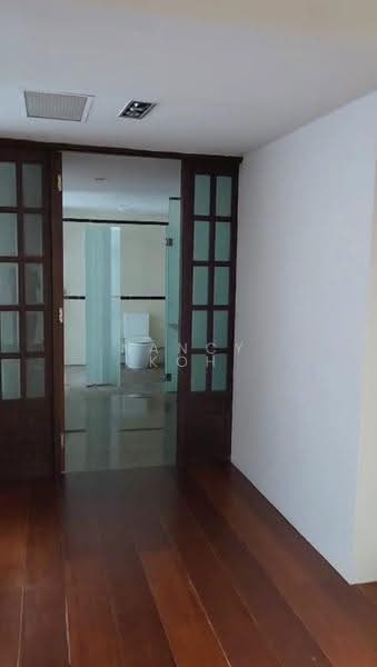 Cairnhill Road, Cairnhill Road, Orchard / River Valley, 4 Bedrooms, 3,150 sqft, Conservation House For Sale, by Nancy Koh, 500286263 - Bathroom - PropertyGuru.com.sg