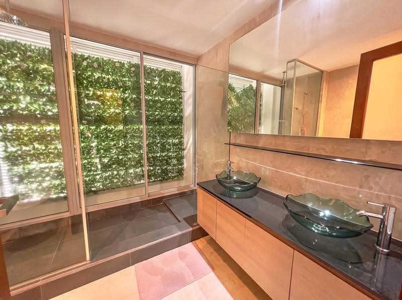 Dalla Vale, 202 Springleaf Avenue, Mandai / Upper Thomson, 5 Bedrooms, 3,229 sqft, Semi-Detached House For Sale, by Jared Yan, 500286286 - Bathroom - PropertyGuru.com.sg