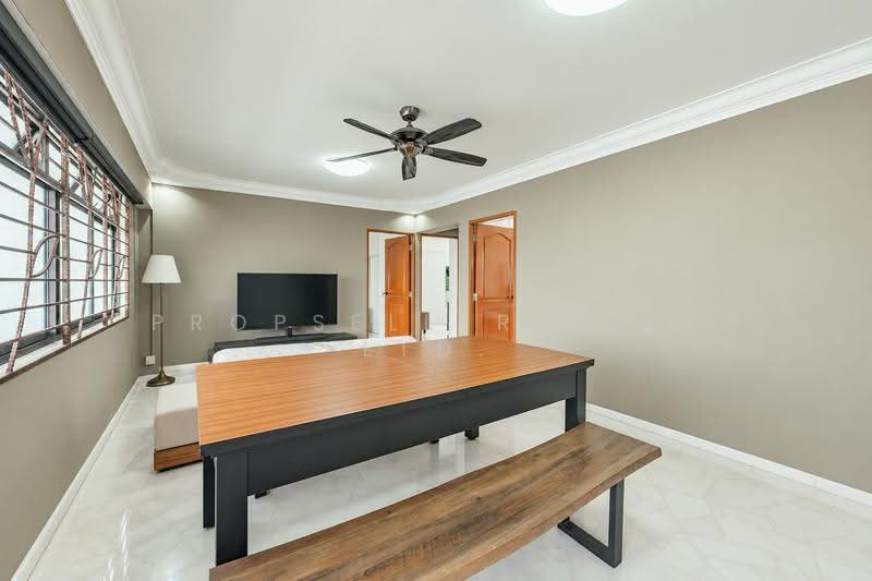 470 Sembawang Drive, 470 Sembawang Drive, Sembawang / Yishun, 3 Bedrooms, 980 sqft, HDB Flat For Sale, by Warren Chan, 500286288 - Living Room - PropertyGuru.com.sg