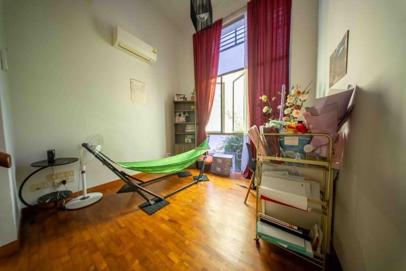 Springhill, 2 Sembawang Walk, Sembawang / Yishun, 4 Bedrooms, 3,014 sqft, Terraced House For Rent, by Kenneth Chua, 500286291 - Living Room - PropertyGuru.com.sg