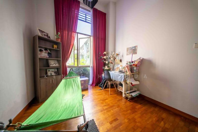Springhill, 2 Sembawang Walk, Sembawang / Yishun, 4 Bedrooms, 3,014 sqft, Terraced House For Rent, by Kenneth Chua, 500286291 - Study - PropertyGuru.com.sg