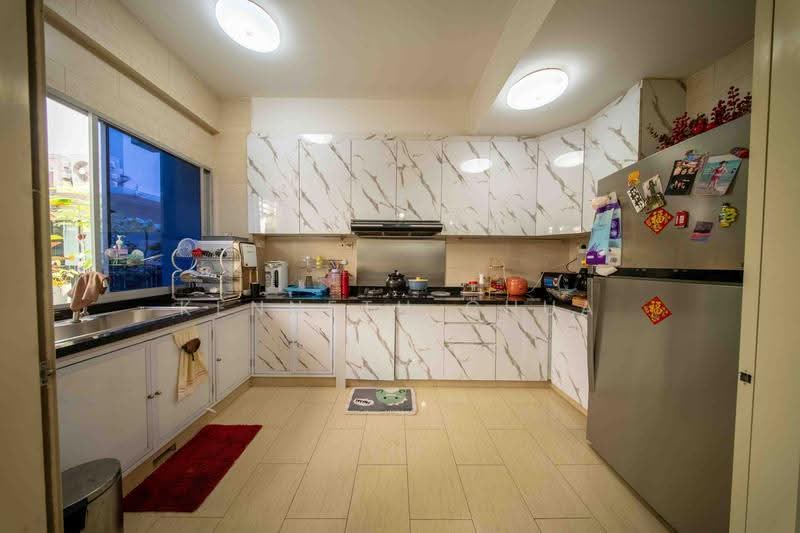Springhill, 2 Sembawang Walk, Sembawang / Yishun, 4 Bedrooms, 3,014 sqft, Terraced House For Rent, by Kenneth Chua, 500286291 - Kitchen - PropertyGuru.com.sg