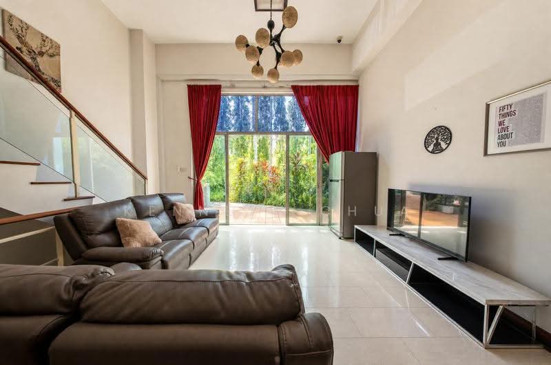 Springhill, 2 Sembawang Walk, Sembawang / Yishun, 4 Bedrooms, 3,014 sqft, Terraced House For Rent, by Kenneth Chua, 500286291 - Living Room - PropertyGuru.com.sg