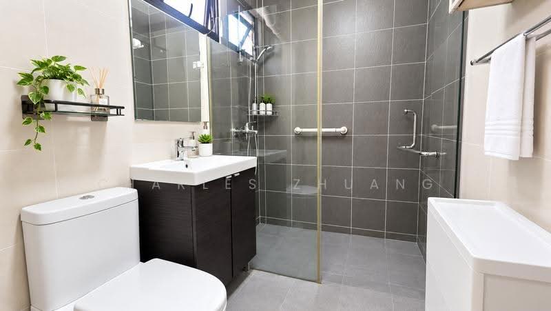 792 Yishun Ring Road, 792 Yishun Ring Road, Sembawang / Yishun, 3 Bedrooms, 1,528 sqft, HDB Flat For Sale, by Charles Zhuang, 500286302 - Bathroom - PropertyGuru.com.sg