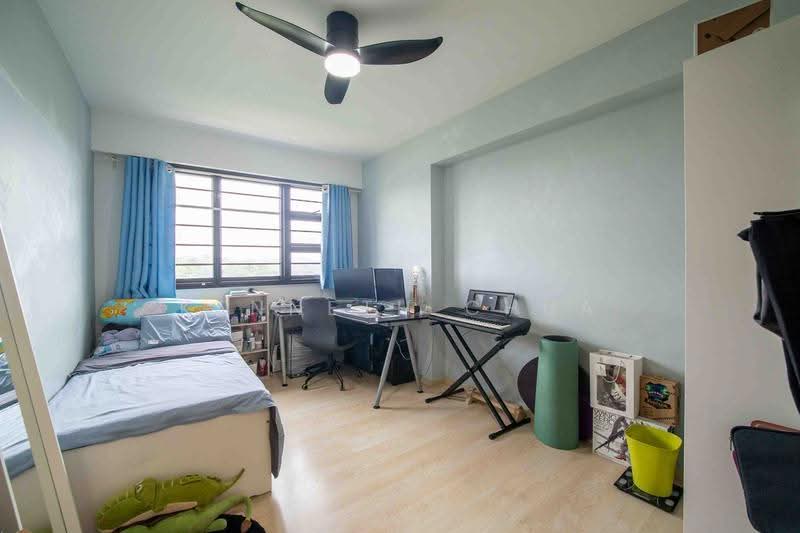 550B Segar Road, 550B Segar Road, Dairy Farm / Bukit Panjang / Choa Chu Kang, 3 Bedrooms, 1,216 sqft, HDB Flat For Sale, by Kenneth Chua, 500286349 - Bedroom - PropertyGuru.com.sg