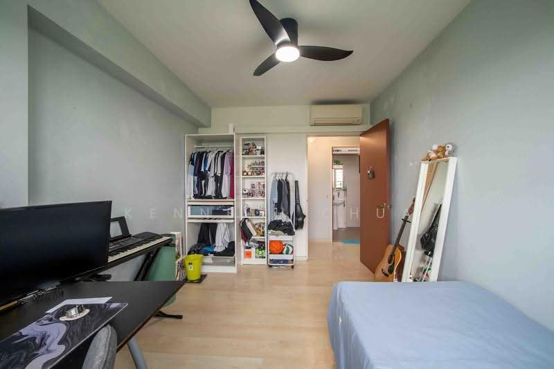 550B Segar Road, 550B Segar Road, Dairy Farm / Bukit Panjang / Choa Chu Kang, 3 Bedrooms, 1,216 sqft, HDB Flat For Sale, by Kenneth Chua, 500286349 - Bedroom - PropertyGuru.com.sg