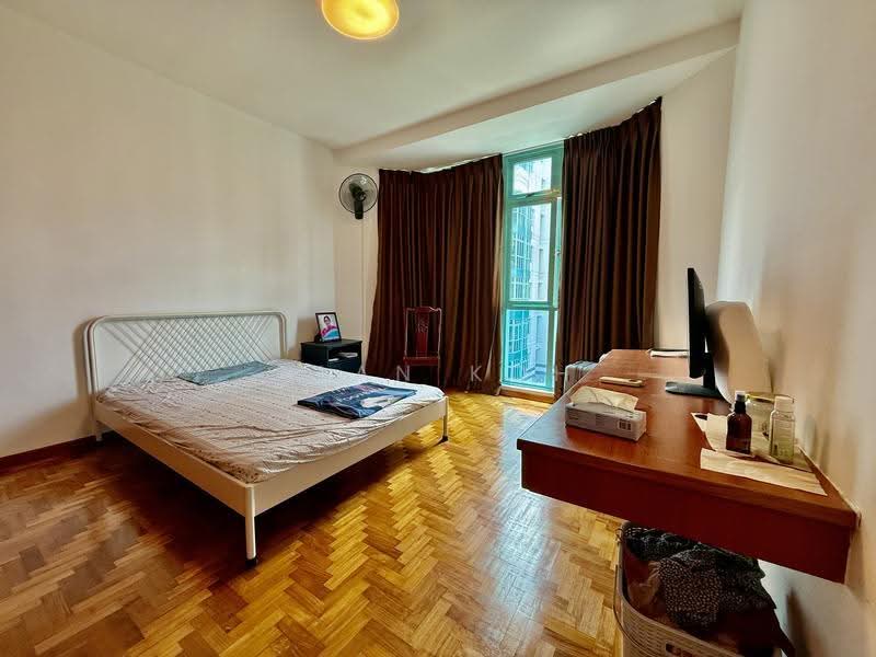 Condo in Mariam Way, near Flora Drive, Flora Road, Mariam Way. Flora Drive. Flora Road. Upper Changi Road, Changi Airport / Changi Village, 2 Bedrooms, 1,011 sqft, Condominium For Rent, by Alan Koh, 500286351 - Bedroom - PropertyGuru.com.sg
