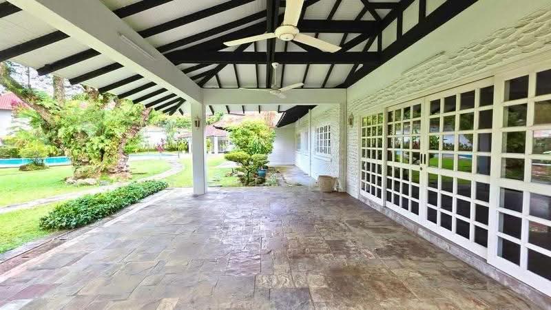 ☆ Rare GCB Plot with Option to Create 2 Plots | Beautiful Plot | Investment Potential, Legacy Asset, Tanglin / Holland / Bukit Timah, 5 Bedrooms, 6,002 sqft, Good Class Bungalow For Sale, by Steve Tay, 500286354 - Exterior - PropertyGuru.com.sg