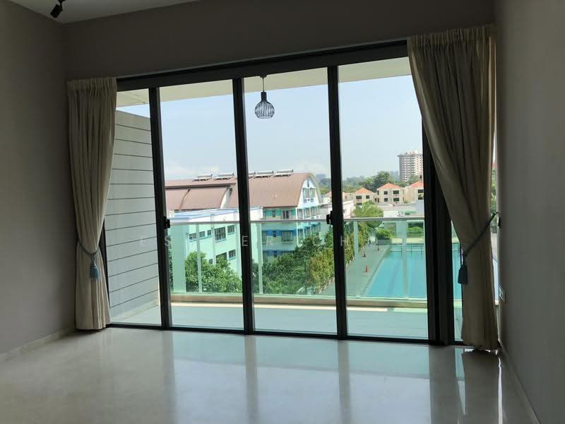 Shelford Suites, 16B Shelford Road, Newton / Novena, 3 Bedrooms, 1,270 sqft, Apartment For Sale, by Esther Choo, 500286355 - Balcony - PropertyGuru.com.sg
