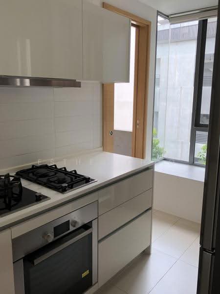 Shelford Suites, 16B Shelford Road, Newton / Novena, 3 Bedrooms, 1,270 sqft, Apartment For Sale, by Esther Choo, 500286355 - Kitchen - PropertyGuru.com.sg
