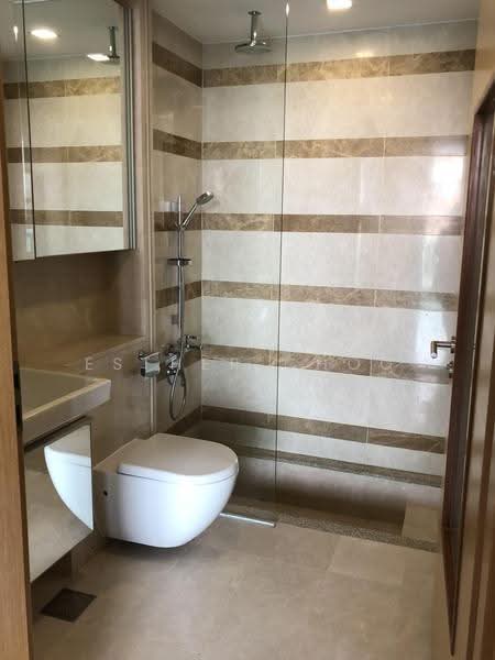 Shelford Suites, 16B Shelford Road, Newton / Novena, 3 Bedrooms, 1,270 sqft, Apartment For Sale, by Esther Choo, 500286355 - Bathroom - PropertyGuru.com.sg