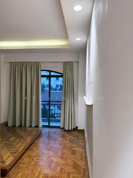 The Anchorage, 370G Alexandra Road, Alexandra / Commonwealth, 2 Bedrooms, 1,163 sqft, Condominium For Sale, by Kelvin Chin, 500286357 - Balcony - PropertyGuru.com.sg