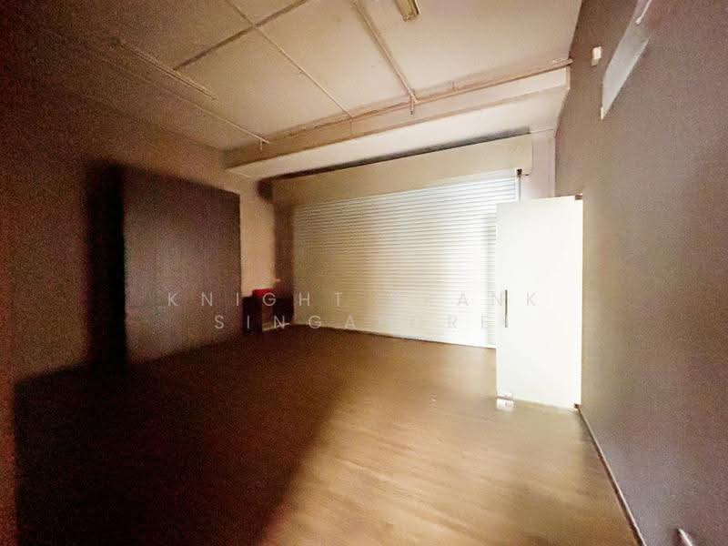 Proxima @ Gambas, 50 Gambas Crescent, Sembawang / Yishun, 1,776 sqft, Light Industrial (B1) For Sale, by LORRAINE CHEW LUO LIN, 500286359 - Interior - CommercialGuru.com.sg
