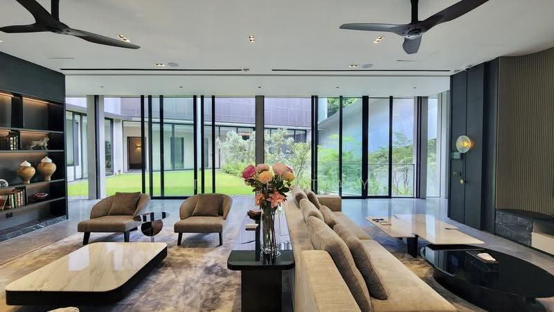 Luxurious GCB | Cluny-Botanic Smart-Home, Pool & Lift, 1km NYPS, RGPS, Nr Amenities, Walk to MRT, Newton / Novena, 7 Bedrooms, 19,309 sqft, Good Class Bungalow For Sale, by Steve Tay, 500286369 - Living Room - PropertyGuru.com.sg