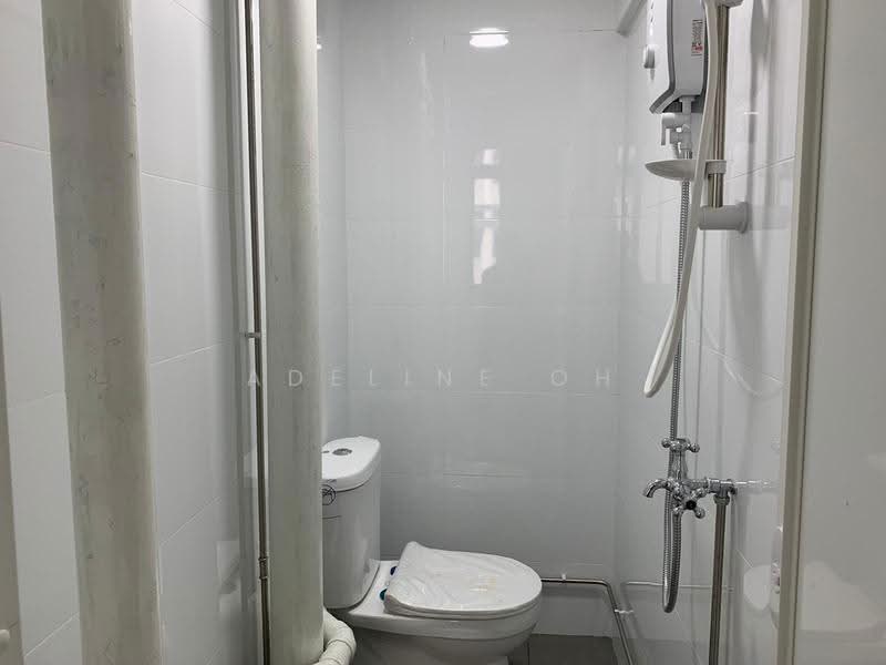 9 Jalan Batu, 9 Jalan Batu, East Coast / Marine Parade, 2 Bedrooms, 527 sqft, HDB Flat For Rent, by Adeline Oh, 500286380 - Bathroom - PropertyGuru.com.sg