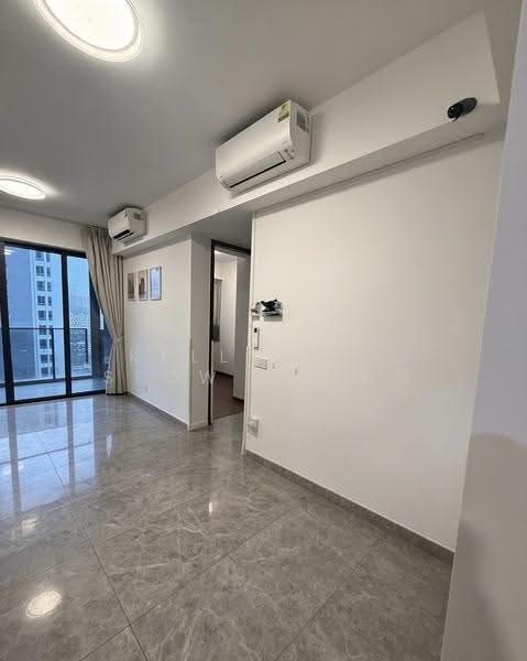 The M, 30 Middle Road, Beach Road / Bugis / Rochor, 2 Bedrooms, 667 sqft, Condominium For Rent, by Kelly Kok Seow Cheng, 500286384 - Living Room - PropertyGuru.com.sg
