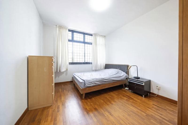 ★ GIANT ★ D14 Inter-Terrace Walk to Tanah Merah MRT For Rent, Tanah Merah Kechil Avenue, Upper Changi Road, Jalan Simpang Bedok, Eunos / Geylang / Paya Lebar, 4 Bedrooms, 2,180 sqft, Terraced House For Rent, by Lee Ming Xue (Max), 500286404 - Bedroom - PropertyGuru.com.sg