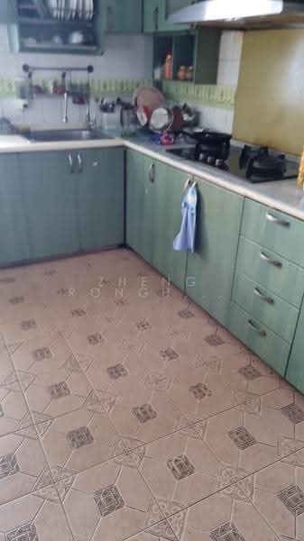 747 Jurong West Street 73, 747 Jurong West Street 73, Boon Lay / Jurong / Tuas, Room Rental, 120 sqft, HDB Flat For Rent, by Zheng Ronghua 郑荣华, 500286410 - Kitchen - PropertyGuru.com.sg