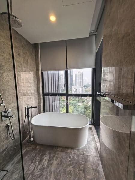 Martin Modern, 8 Martin Place, Orchard / River Valley, 4 Bedrooms, 1,733 sqft, Apartment For Rent, by Ben XIA 夏天鹏, 500286417 - Bathroom - PropertyGuru.com.sg