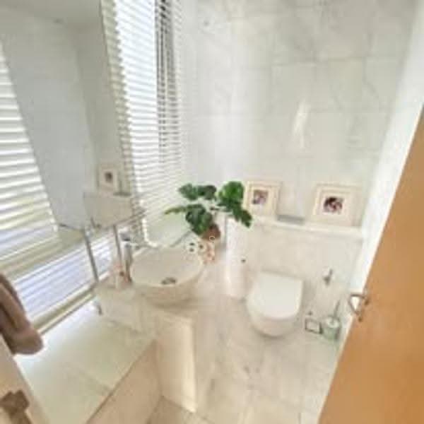 Freehold Paya Lebar Crescent 3 Storey Semi-D for Sale, Paya Lebar Crescent, Hougang / Punggol / Sengkang, 6 Bedrooms, 5,600 sqft, Semi-Detached House For Sale, by Kensy ., 500286418 - Bathroom - PropertyGuru.com.sg