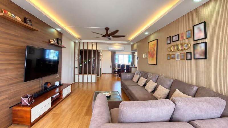 101 Bedok Reservoir Road, 101 Bedok Reservoir Road, Bedok / Upper East Coast, 3 Bedrooms, 1,323 sqft, HDB Flat For Sale, by Amir Bahrom, 500286419 - Living Room - PropertyGuru.com.sg