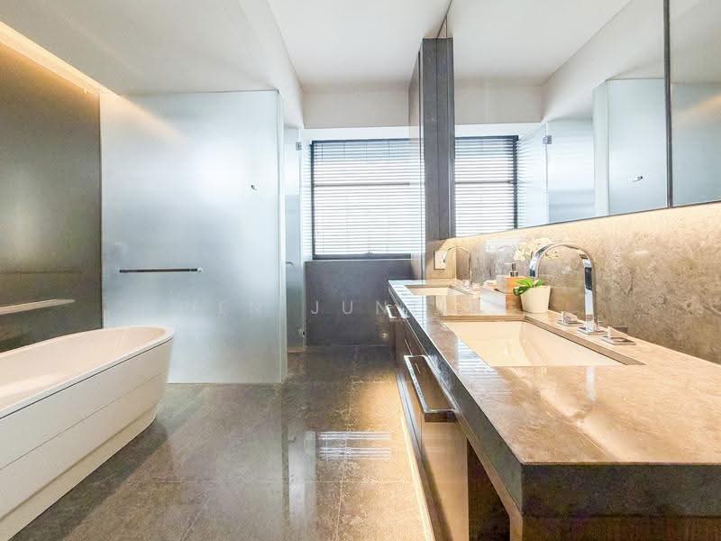 Hana, 8 Tomlinson Road, Tanglin / Holland / Bukit Timah, 4 Bedrooms, 3,531 sqft, Apartment For Rent, by Wen Junting, 500286422 - Bathroom - PropertyGuru.com.sg