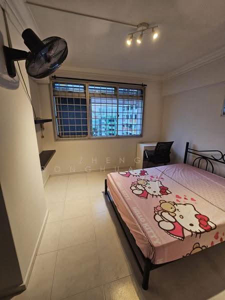 734 Jurong West Street 73, 734 Jurong West Street 73, Boon Lay / Jurong / Tuas, Room Rental, 120 sqft, HDB Flat For Rent, by Zheng Ronghua 郑荣华, 500286430 - Bedroom - PropertyGuru.com.sg