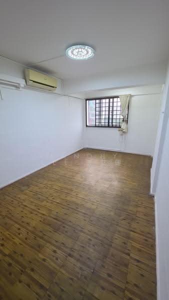 1 Lorong Lew Lian, 1 Lorong Lew Lian, Hougang / Punggol / Sengkang, 2 Bedrooms, 786 sqft, HDB Flat For Sale, by Mandhy Lee 李艾蓮, 500286442 - Common room - PropertyGuru.com.sg