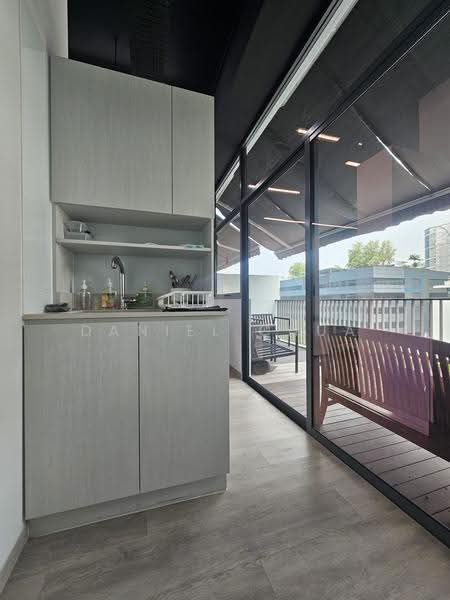 UB. One, 81 Ubi Avenue 4, Eunos / Geylang / Paya Lebar, 1,044 sqft, Light Industrial (B1) For Sale, by Daniel Chua, 500286451 - Balcony - CommercialGuru.com.sg