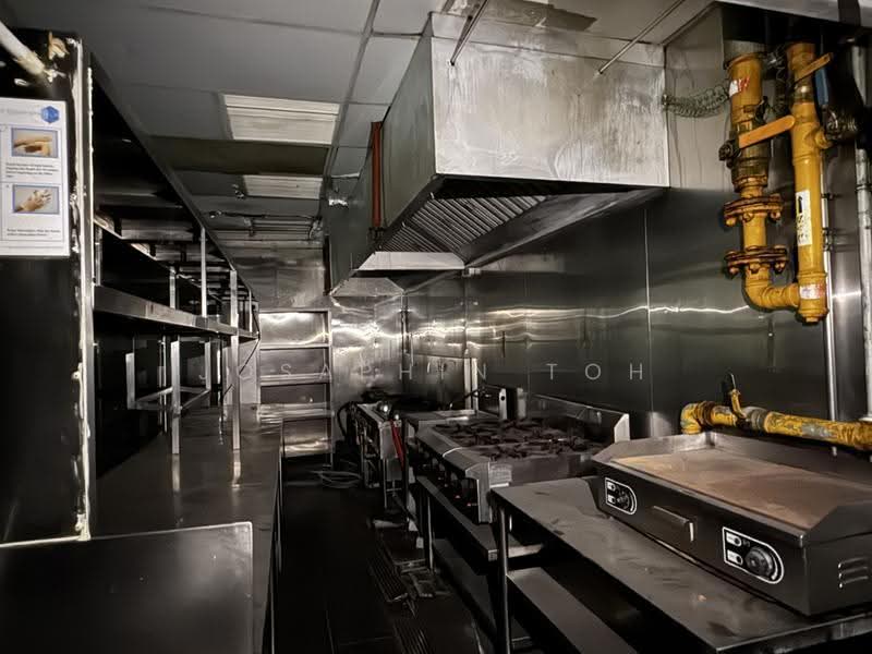 Esplanade Mall, 8 Raffles Avenue, Boat Quay / Raffles Place / Marina, 1,784 sqft, Food & Beverage For Rent, by Josaphin Toh, 500286455 - Kitchen - CommercialGuru.com.sg