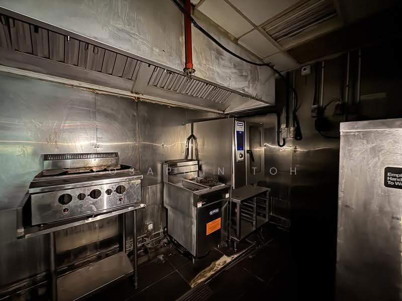 Esplanade Mall, 8 Raffles Avenue, Boat Quay / Raffles Place / Marina, 1,784 sqft, Food & Beverage For Rent, by Josaphin Toh, 500286455 - Kitchen - CommercialGuru.com.sg