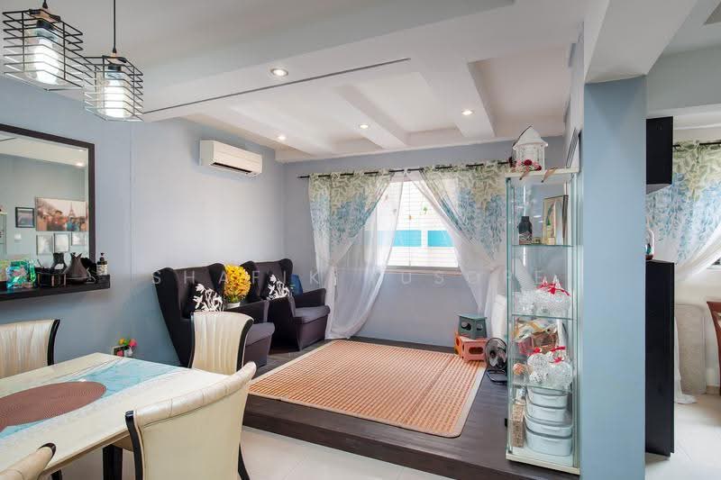 721 Jurong West Avenue 5, 721 Jurong West Avenue 5, Boon Lay / Jurong / Tuas, 3 Bedrooms, 1,302 sqft, HDB Flat For Sale, by Shafik Yusope, 500286458 - Living Room - PropertyGuru.com.sg
