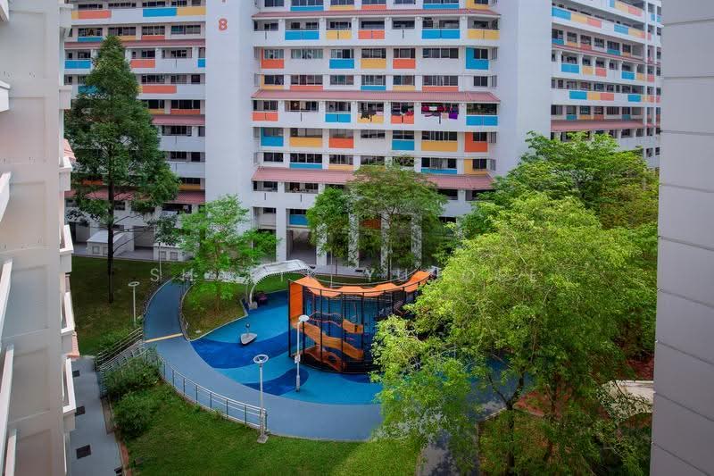 721 Jurong West Avenue 5, 721 Jurong West Avenue 5, Boon Lay / Jurong / Tuas, 3 Bedrooms, 1,302 sqft, HDB Flat For Sale, by Shafik Yusope, 500286458 - Exterior - PropertyGuru.com.sg