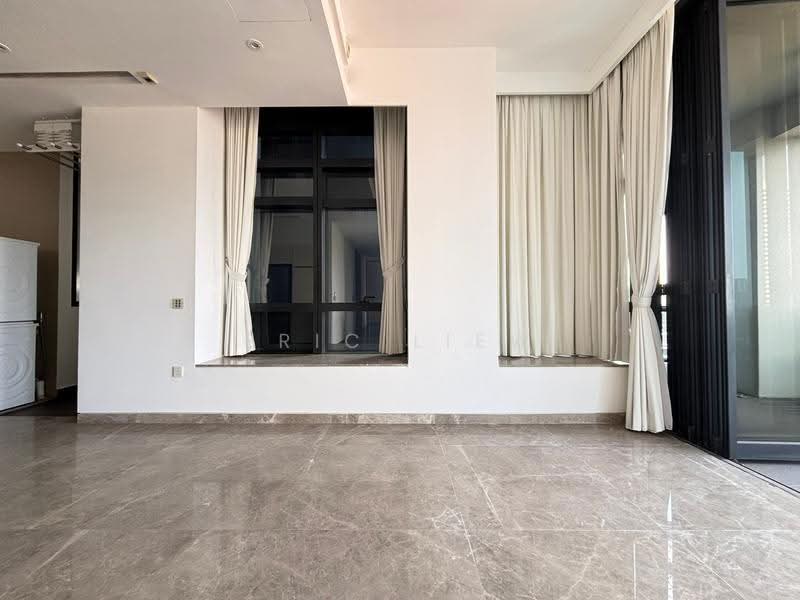 Nouvel 18, 18 Anderson Road, Tanglin / Holland / Bukit Timah, 2 Bedrooms, 1,335 sqft, Condominium For Sale, by Eric Liew, 500286467 - Living Room - PropertyGuru.com.sg