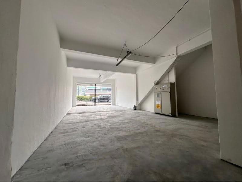 SERANGOON GARDEN WAY, 75A, Hougang / Punggol / Sengkang, 2,500 sqft, Office For Sale, by Maxie Tay, 500286470 - CommercialGuru.com.sg