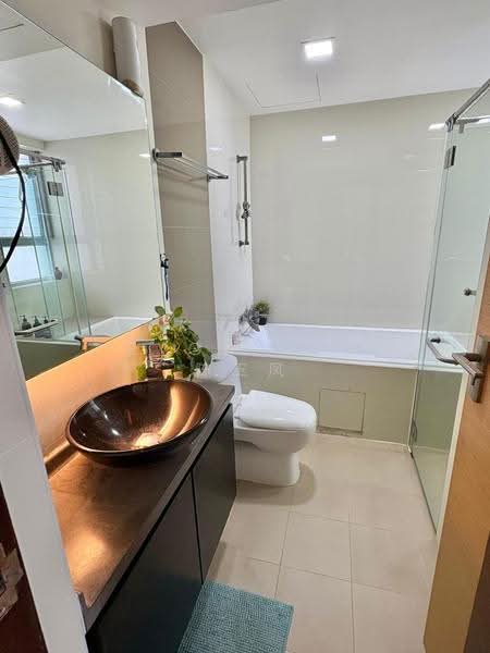 The Bayshore, 22 Bayshore Road, Bedok / Upper East Coast, 2 Bedrooms, 926 sqft, Condominium For Sale, by Evon Tan 陈玉凤, 500286471 - Bathroom - PropertyGuru.com.sg