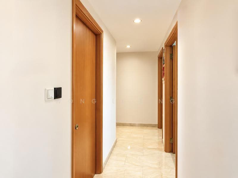 Guilin View, 20 Bukit Batok Street 52, Dairy Farm / Bukit Panjang / Choa Chu Kang, 3 Bedrooms, 1,259 sqft, Condominium For Rent, by Wong Li Ting, 500286496 - Corridor - PropertyGuru.com.sg