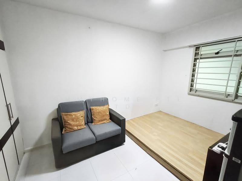 173A Punggol Field, 173A Punggol Field, Hougang / Punggol / Sengkang, 3 Bedrooms, 915 sqft, HDB Flat For Sale, by JESLYN LIM, 500286515 - Living Room - PropertyGuru.com.sg
