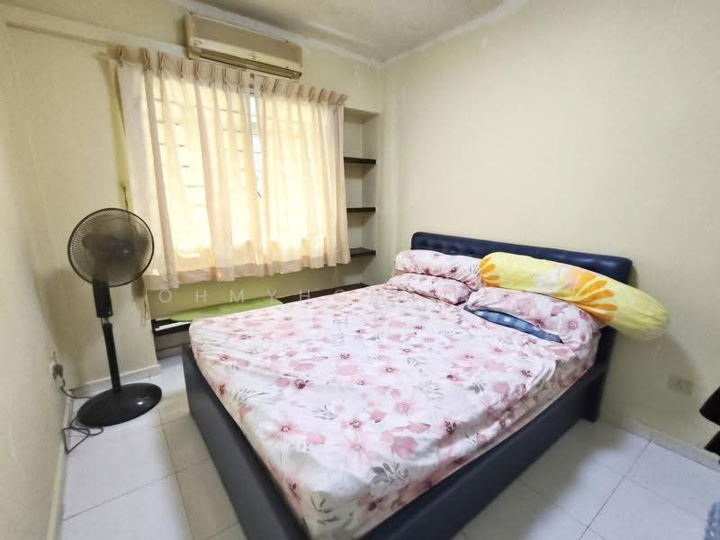 173A Punggol Field, 173A Punggol Field, Hougang / Punggol / Sengkang, 3 Bedrooms, 915 sqft, HDB Flat For Sale, by JESLYN LIM, 500286515 - Bedroom - PropertyGuru.com.sg