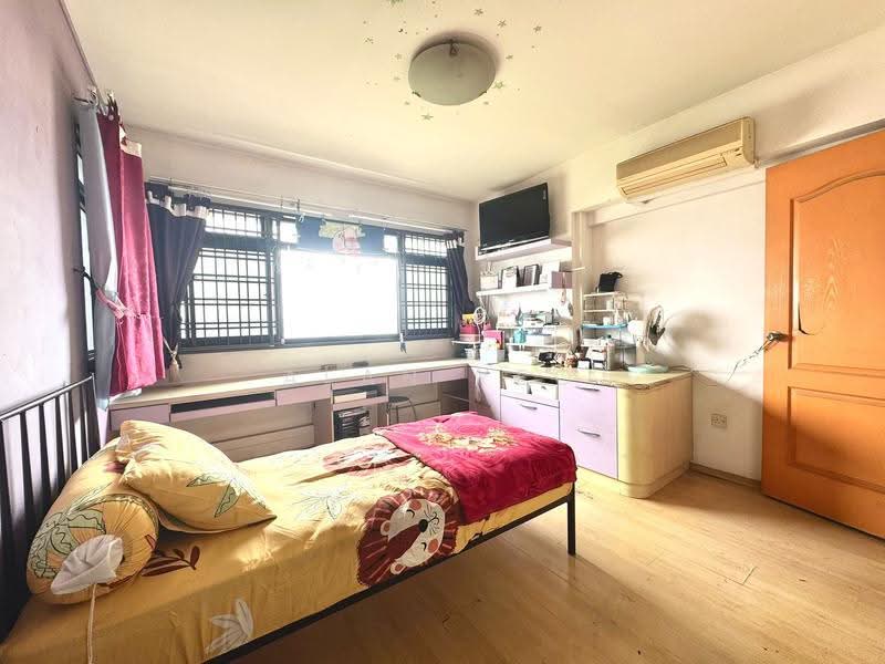 690D Choa Chu Kang Crescent, 690D Choa Chu Kang Crescent, Dairy Farm / Bukit Panjang / Choa Chu Kang, 3 Bedrooms, 979 sqft, HDB Flat For Sale, by Alan Yeo, 500286519 - Bedroom - PropertyGuru.com.sg