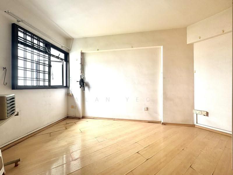 690D Choa Chu Kang Crescent, 690D Choa Chu Kang Crescent, Dairy Farm / Bukit Panjang / Choa Chu Kang, 3 Bedrooms, 979 sqft, HDB Flat For Sale, by Alan Yeo, 500286519 - Living Room - PropertyGuru.com.sg