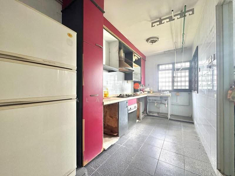 690D Choa Chu Kang Crescent, 690D Choa Chu Kang Crescent, Dairy Farm / Bukit Panjang / Choa Chu Kang, 3 Bedrooms, 979 sqft, HDB Flat For Sale, by Alan Yeo, 500286519 - Kitchen - PropertyGuru.com.sg