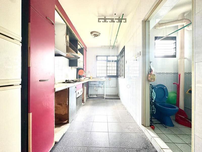 690D Choa Chu Kang Crescent, 690D Choa Chu Kang Crescent, Dairy Farm / Bukit Panjang / Choa Chu Kang, 3 Bedrooms, 979 sqft, HDB Flat For Sale, by Alan Yeo, 500286519 - Kitchen - PropertyGuru.com.sg
