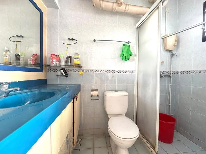 690D Choa Chu Kang Crescent, 690D Choa Chu Kang Crescent, Dairy Farm / Bukit Panjang / Choa Chu Kang, 3 Bedrooms, 979 sqft, HDB Flat For Sale, by Alan Yeo, 500286519 - Bathroom - PropertyGuru.com.sg