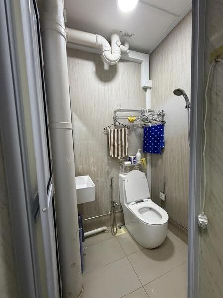 652 Woodlands Ring Road, 652 Woodlands Ring Road, Admiralty / Woodlands, 5 Bedrooms, 1,550 sqft, HDB Flat For Sale, by Vincent Zhang, 500286524 - Bathroom - PropertyGuru.com.sg
