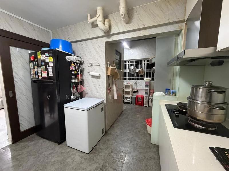 652 Woodlands Ring Road, 652 Woodlands Ring Road, Admiralty / Woodlands, 5 Bedrooms, 1,550 sqft, HDB Flat For Sale, by Vincent Zhang, 500286524 - Kitchen - PropertyGuru.com.sg