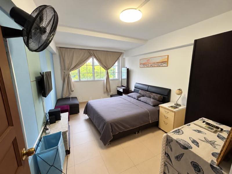 605 Bedok Reservoir Road, 605 Bedok Reservoir Road, Bedok / Upper East Coast, 3 Bedrooms, 1,302 sqft, HDB Flat For Sale, by Isaac Yee, 500286531 - Bedroom - PropertyGuru.com.sg