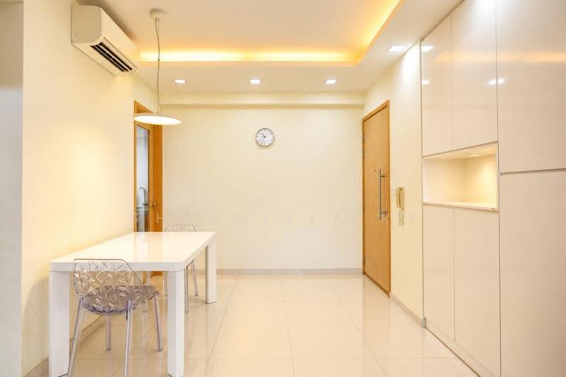 Esparina Residences, 113 Compassvale Bow, Hougang / Punggol / Sengkang, 2 Bedrooms, 829 sqft, Condominium For Sale, by Sharmiyla Ry, 500286537 - Dining Room - PropertyGuru.com.sg