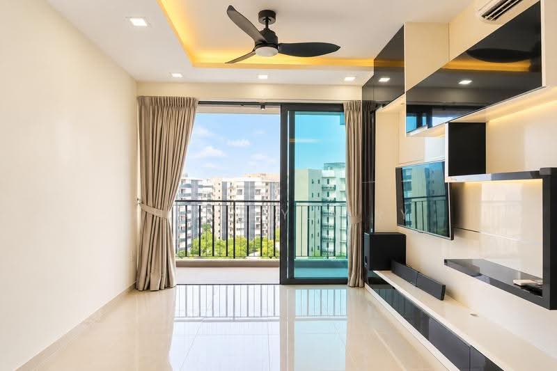Esparina Residences, 113 Compassvale Bow, Hougang / Punggol / Sengkang, 2 Bedrooms, 829 sqft, Condominium For Sale, by Sharmiyla Ry, 500286537 - Living Room - PropertyGuru.com.sg